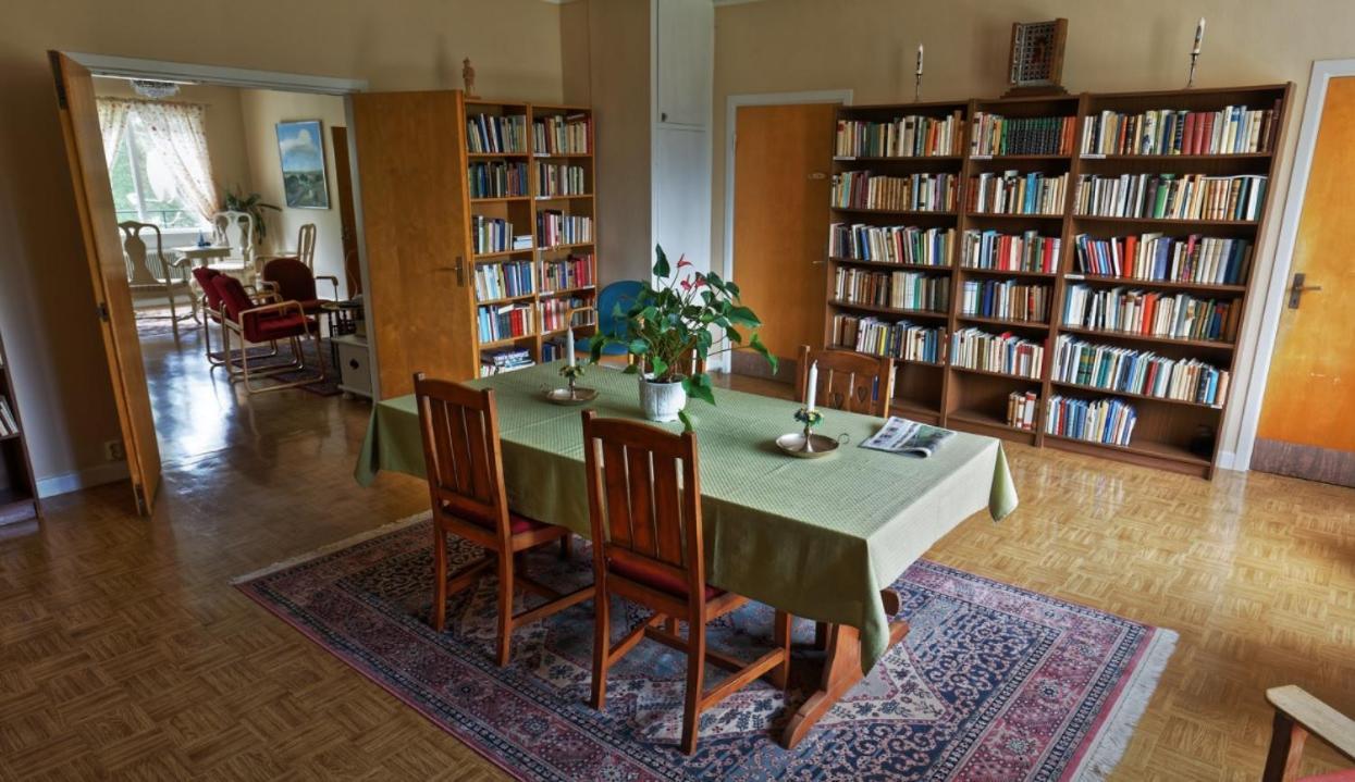Birgittagarden - Gaesthem - Birgittasystrarna Bed and Breakfast Falun Eksteriør billede